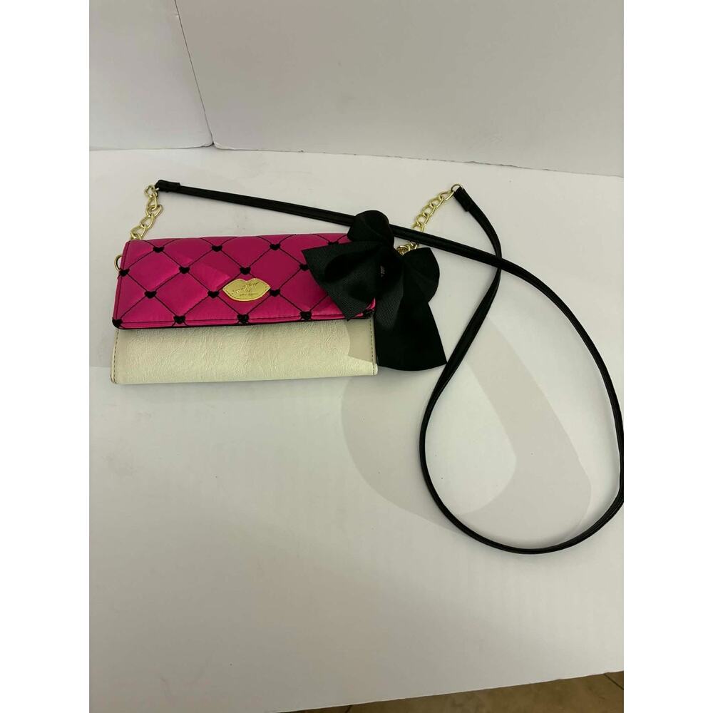 Betsey Johnson Pink Quilted Crossbody Bag Bow Chain Strap Wallet Purse